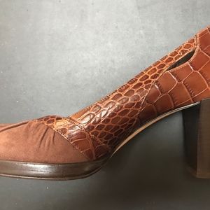 TARYN ROSE brown heels w/platform